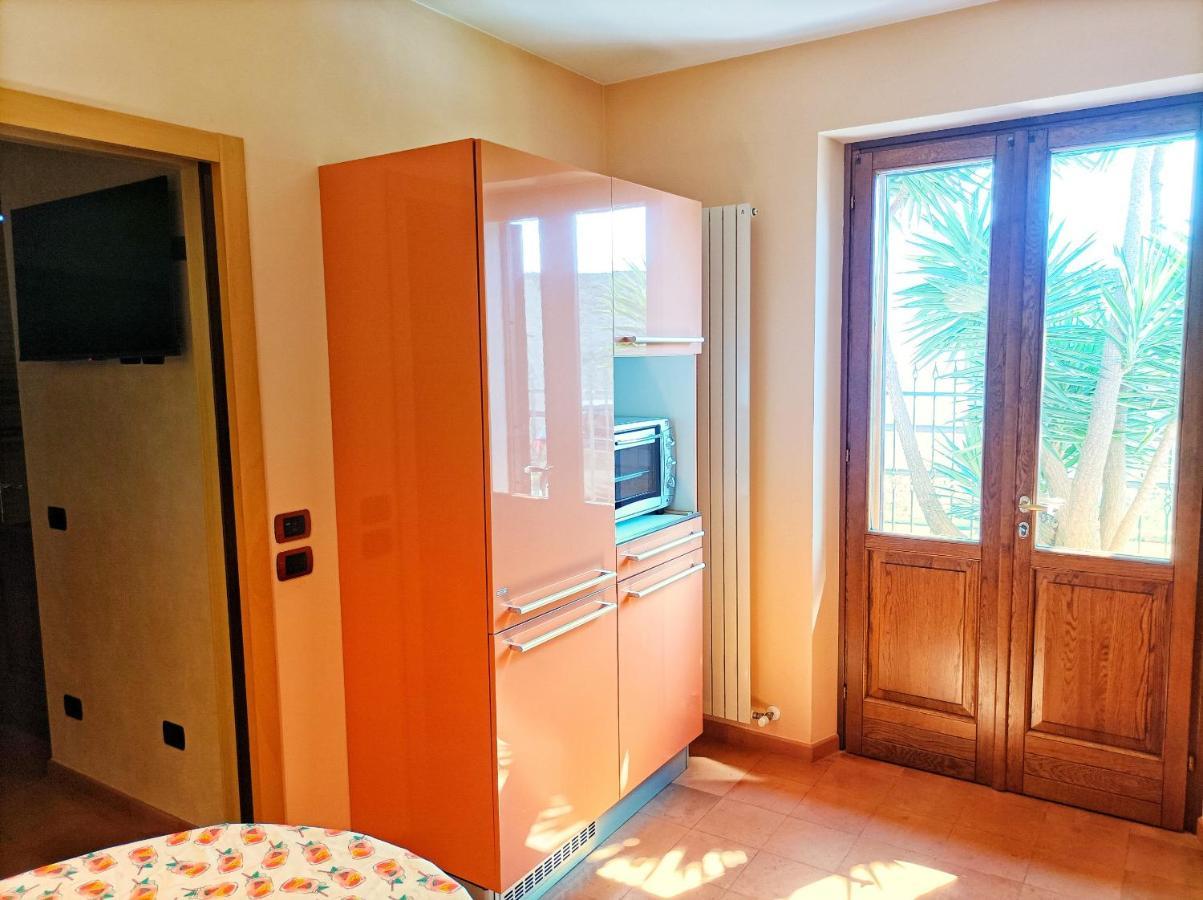 Villa Fior Di Loto Лимоне сул Гарда Екстериор снимка